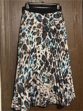 ESQUALO Pleated Leopard-Print Midi Skirt in Teal, Black, Cream